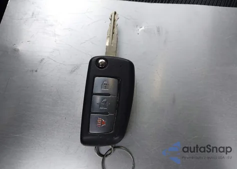 2015 Nissan Rogue S z USA, uszkodzony, nr VIN 5N1AT2ML7FC884162